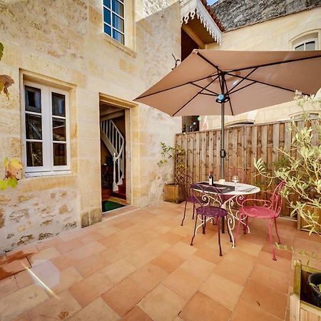 Logis Loiseau Avec Terrasse Lägenhet Saint-Émilion Exteriör bild