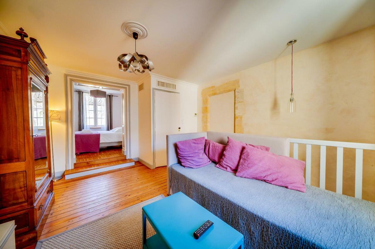 Logis Loiseau Avec Terrasse Lägenhet Saint-Émilion Exteriör bild